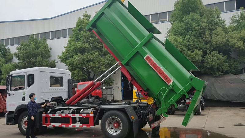 車(chē)廂可卸式15方糞污清運(yùn)車(chē)